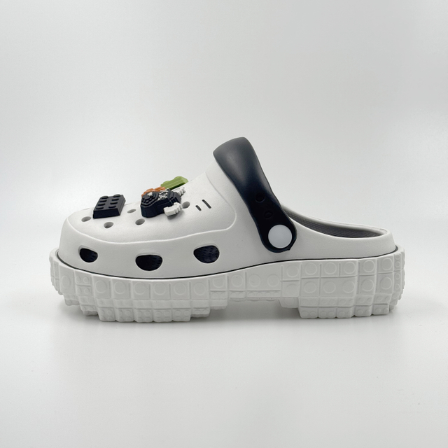 WOMEN BLACK AND WHITE SHOES COMFORTABLE CLOGS KAWS SHOES
