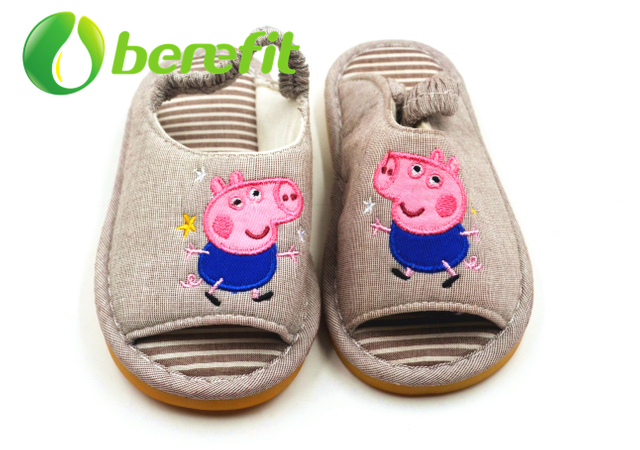 Kids Sandals Girls Suit for Autume And Winter with Warm Cotton Material for Indoor Bedroom