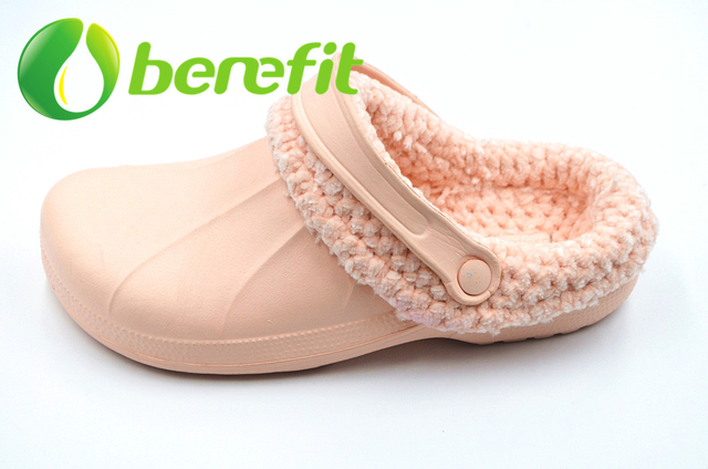 Garden Shoes for Men And Women with Waterproof And Anti Slip And in High Quality Material