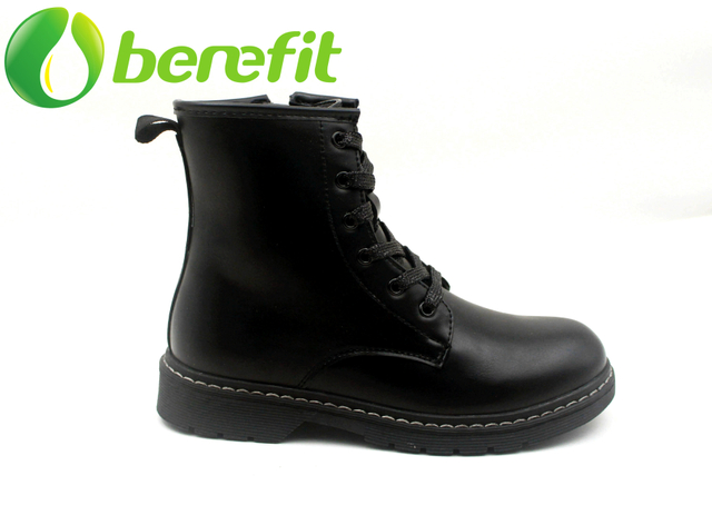 Women Fashion Boots with Printing PU Material in Ankle Boots Styles