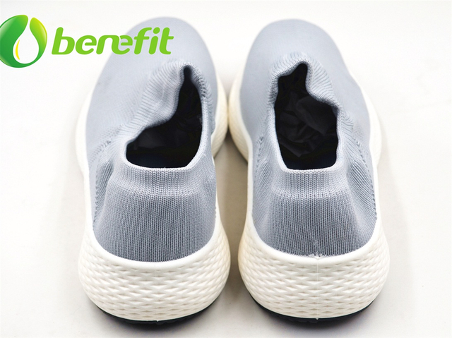 Casual Shoes for Men with Flyknit Upper And Modified PVC Double Color Sole