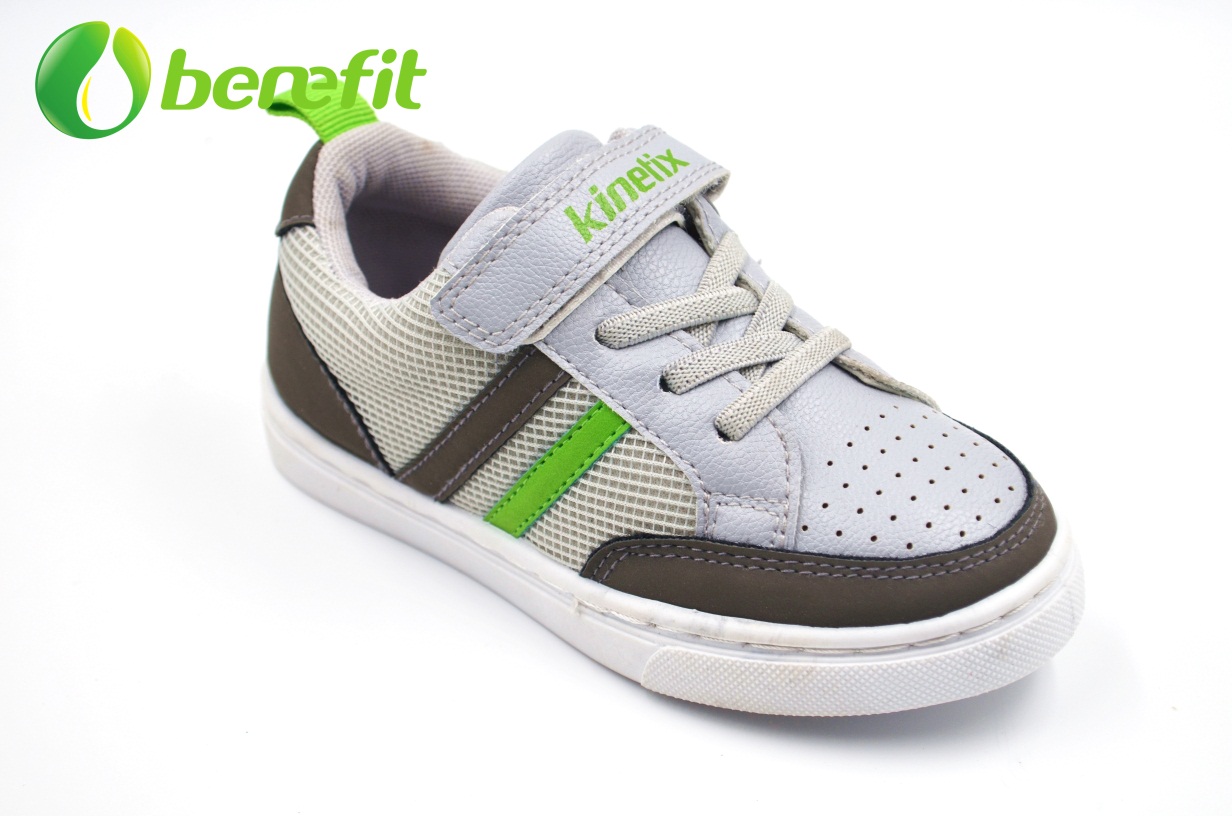 Sneaker for Kids with Vans Fashion Style And Breathable Platform Sole And Running Shoes
