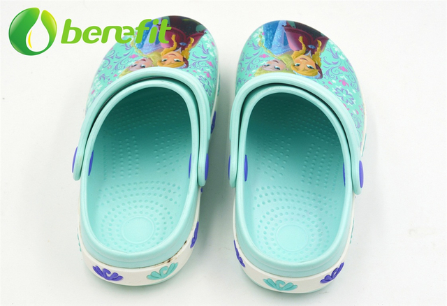 Kids EVA Clogs with Upper Digital Printing with FROZEN Design And The PVC Side Line
