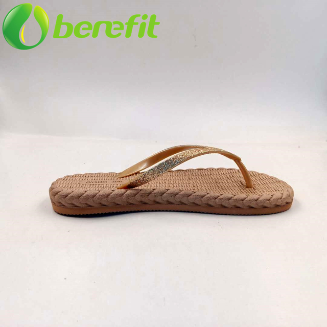 Golden glitter V-strap embossed insole lady flip flop slipper 